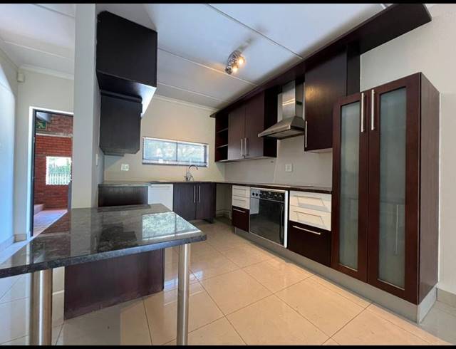 2 BEDROOM APARTMENT FOR SALE IN ATHOLL